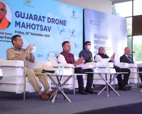 Album cover for गुजरात में ड्रोन आउटरीच कार्यक्रम -26 नवंबर 2021