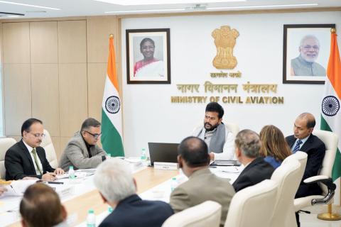 माननीय नागरिक उड्डयन मंत्री श्री राम मोहन नायडू ने ICAO की 'नो कंट्री लेफ्ट बिहाइंड पहल' के लिए भारत के समर्थन और ग्लोबल एविएशन फोरम और व्यापक एविएशन इकोसिस्टम में भारत की भागीदारी बढ़ाने की विस्तार से समीक्षा की।